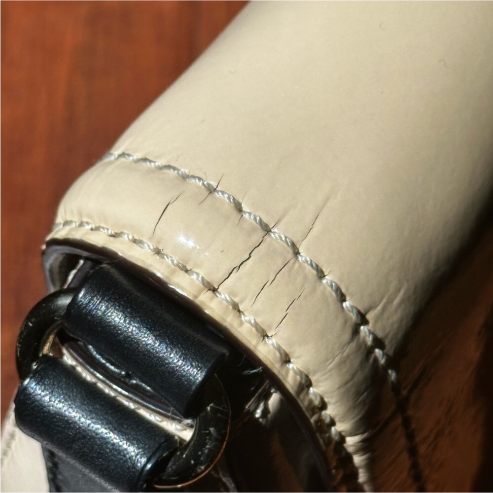 Kate Spade Beacon Court Angelica Cream Leather Bow Crossbody Bag - Picture 8 of 12
